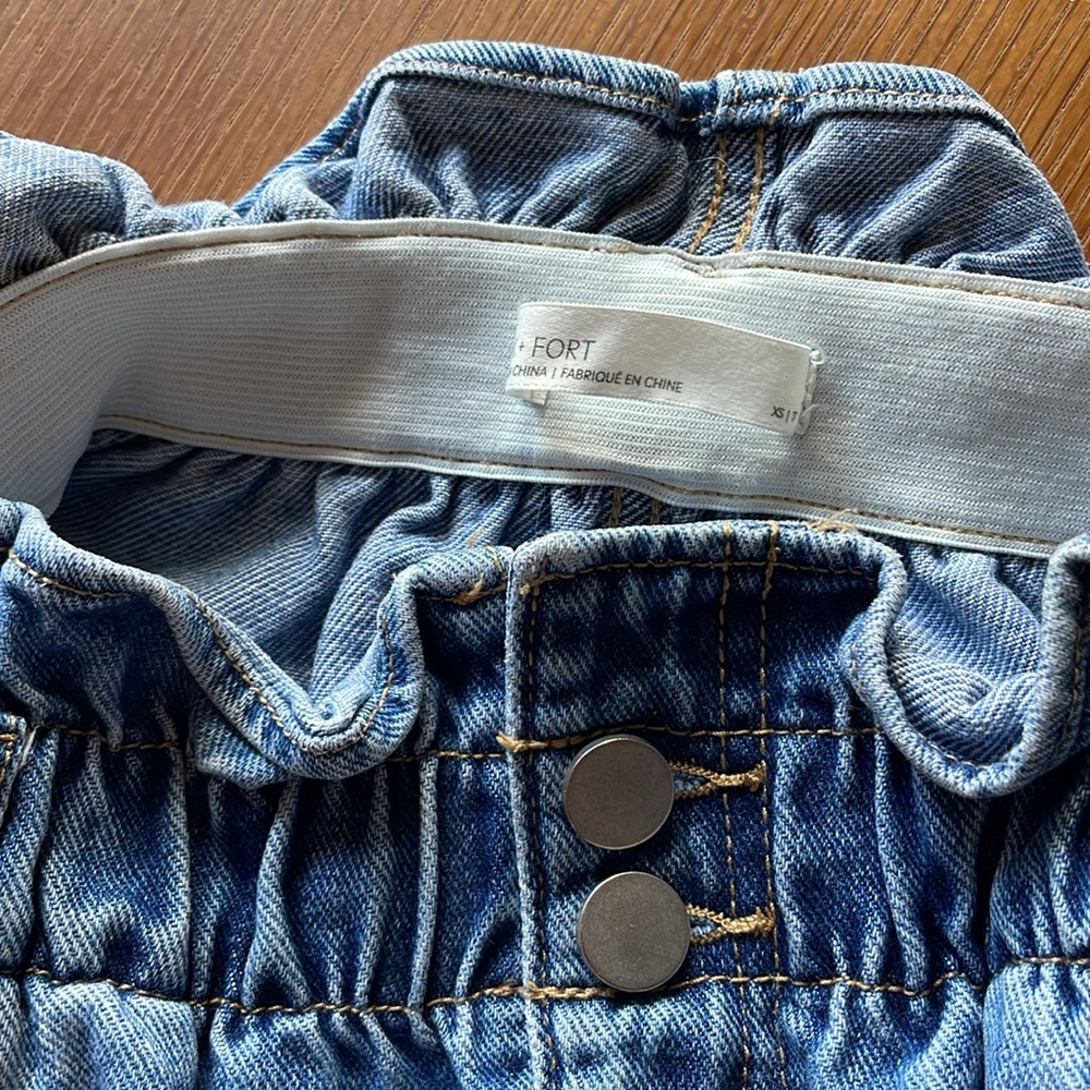 OAK + FORT Denim Paper Bag Shorts in Medium Wash • Size XS - Picture 7 of 10